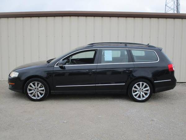 2007 Volkswagen Passat Wagon 3.6L 4Motion - cars & trucks - by... for sale in Wilmington, OH – photo 3