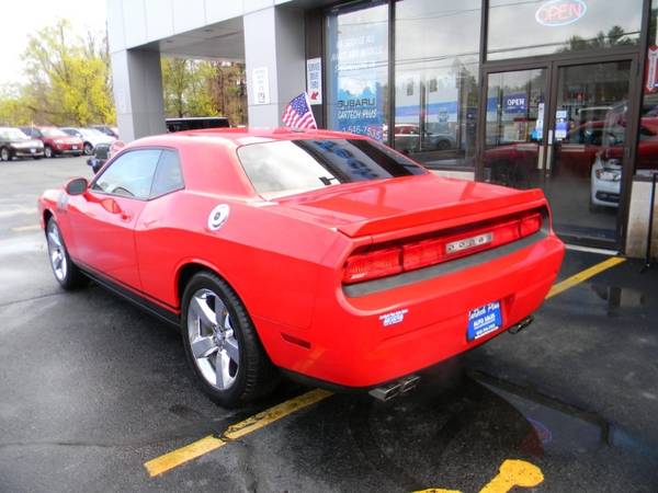 2009 Dodge Challenger RT 5 7L V8 HEMI POWERED WITH 6-SPEED MANUAL for sale in Plaistow, MA – photo 8
