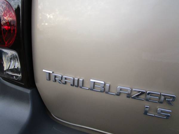 XXXXX 2006 Chevrolet Trail Blazer LS 4x4 Clean TITLE 80 K mile s for sale in Fresno, CA – photo 14