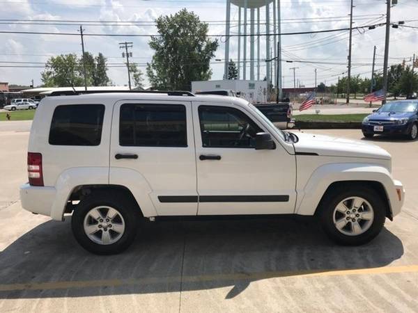 2009 *Jeep* *Liberty* *SPORT* - cars & trucks - by dealer - vehicle... for sale in Medina, OH – photo 8
