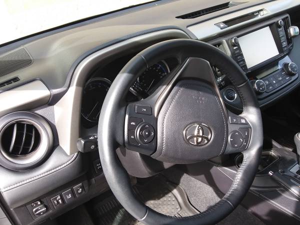2017 TOYOTA RAV PLATINUM AWD - - by dealer - vehicle for sale in Coeur d'Alene, WA – photo 8