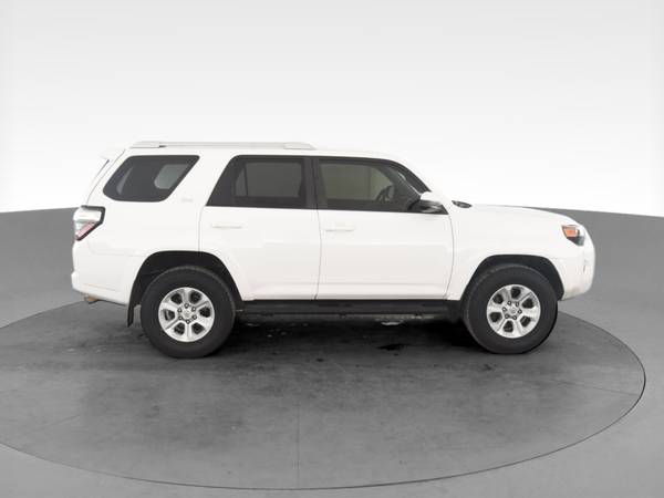 2016 Toyota 4Runner SR5 Sport Utility 4D suv White - FINANCE ONLINE... for sale in irving, TX – photo 13