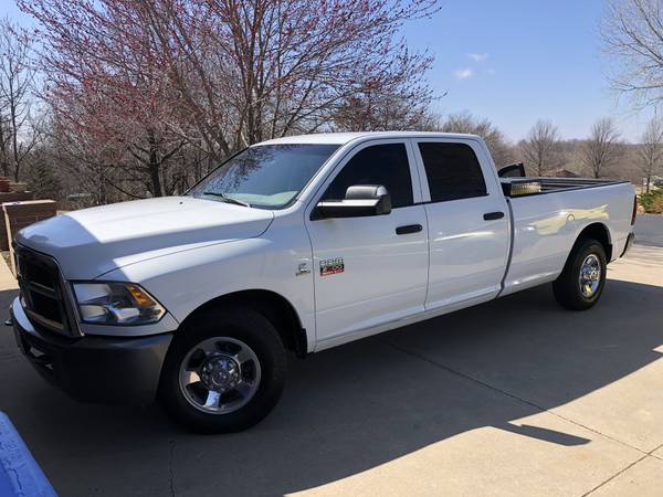 2011 Ram 2500 ST Crew Cab RWD longbed for sale in Topeka, KS