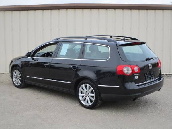 2007 Volkswagen Passat Wagon 3.6L 4Motion - cars & trucks - by... for sale in Wilmington, OH – photo 5