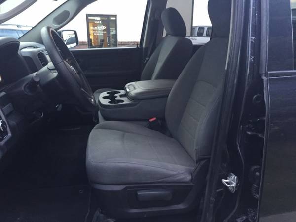 2017 RAM 1500 CREW CAB 5.7L V8 HEMI 4x4 4WD Truck LOW MILES 371mo_0dn for sale in Frederick, CO – photo 9