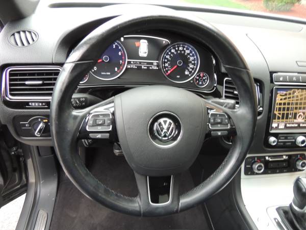 2017 VW Touareg Wolfsburg for sale in milwaukee, WI – photo 23
