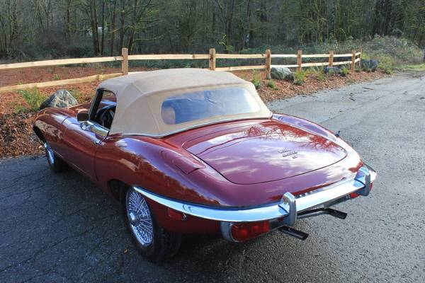 Lot 133 - 1970 Jaguar XKE Roadster Series 2 Lucky Collector Car for sale in NEW YORK, NY – photo 6