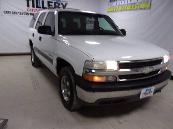 2000 Chevrolet Chevy Tahoe LS - cars & trucks - by dealer - vehicle... for sale in Moriarty, NM – photo 2