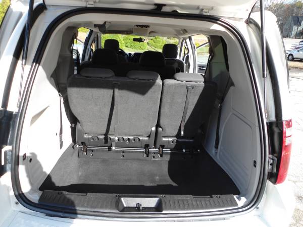 Dodge Grand Caravan Reliable Safe Van Extra Clean **1 Year... for sale in Hampstead, MA – photo 22