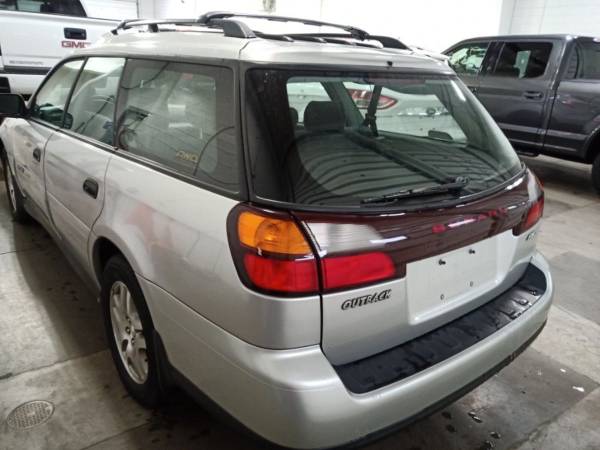 4x4 all wheel drive 2004 Subaru Outback - - by dealer for sale in Richland, WA – photo 4