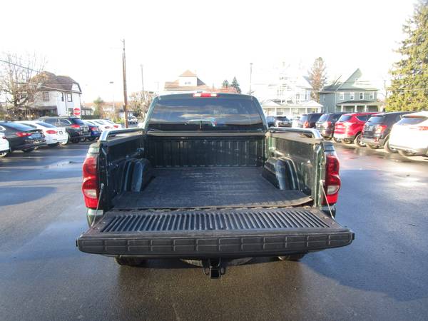 2006 CHEVY SILVERADO LT EXT CAB - CLEAN CAR FAX - EXTRA CLEAN - 4X4... for sale in Moosic, PA – photo 16