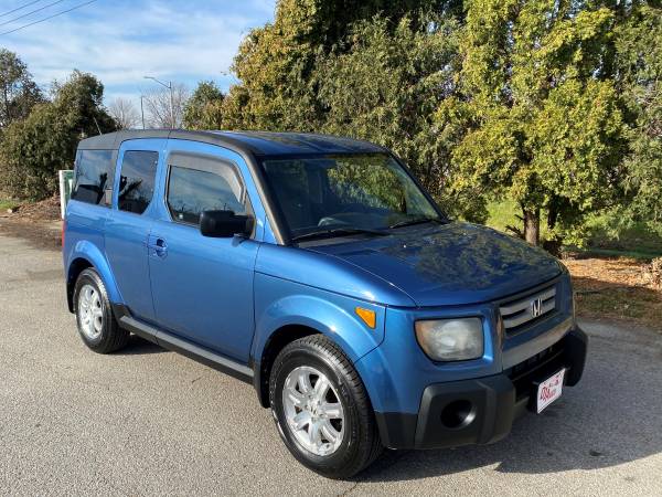 ONLY 89,000 MILES! 2008 HONDA ELEMENT EX ALL WHEEL DRIVE 1OWNER -... for sale in Cedar Rapids, IA – photo 9