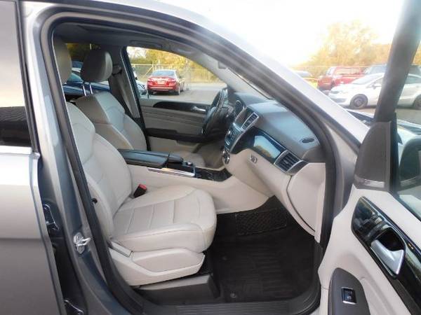 Mercedes Benz ML 350 SUV AWD 4MATIC Sport Utility NAV Sunroof Clean... for sale in Knoxville, TN – photo 16