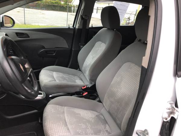 2016 Chevrolet Sonic LS Auto 5-Door - - by dealer for sale in Frankfort, KY – photo 7