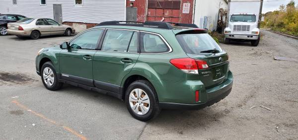 Subaru Outback 2011 awd - cars & trucks - by owner - vehicle... for sale in Peabody, MA – photo 5
