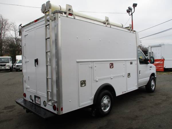 2012 Ford Econoline Commercial Cutaway E-350 ENCLOSED UTILITY BODY for sale in south amboy, NE – photo 3