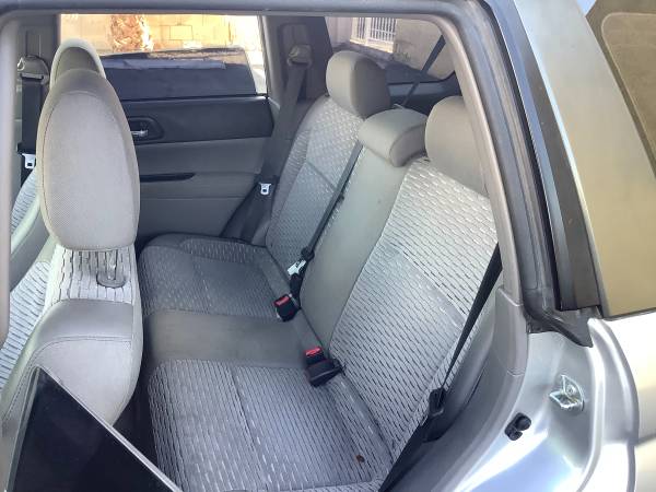 2005 SUBURU FORESTER 2.5XS - CLEAN - RUNS GREAT - COLD AIR - COLD AIR for sale in Glendale, AZ – photo 15