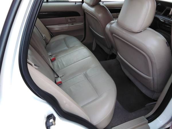 2004 MERCURY GRAND MARQUIS 90K MILES LOADED LEATHER SUPERCLEAN -... for sale in Mesquite, TX – photo 7