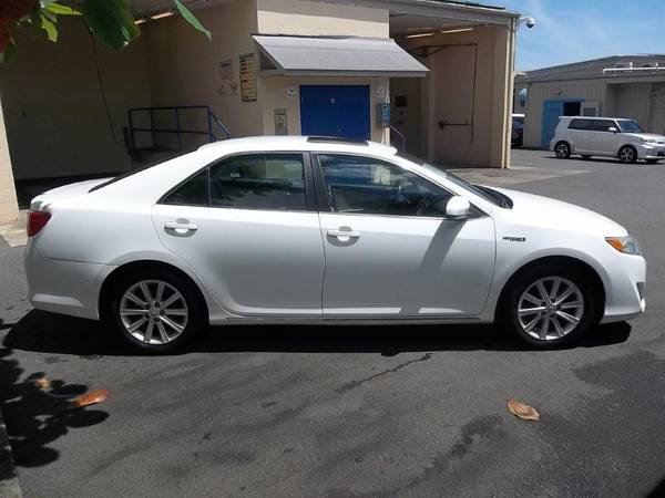 Very Clean/2014 Toyota Camry Hybrid/On Sale For for sale in Kailua, HI – photo 8