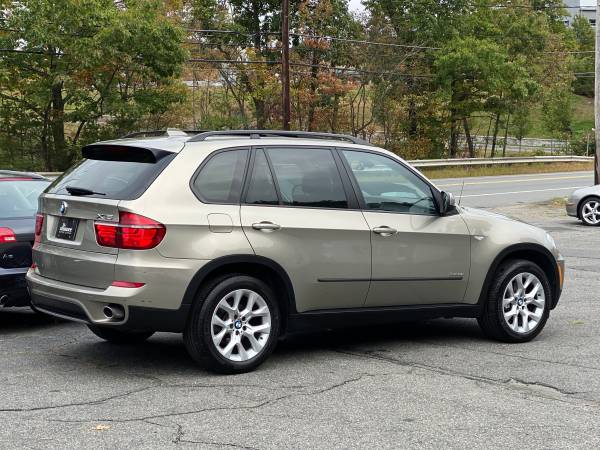 Beige 2011 BMW X5 xDrive35i Premium - panoroof, heated wheel, finance for sale in Middleton, MA – photo 10