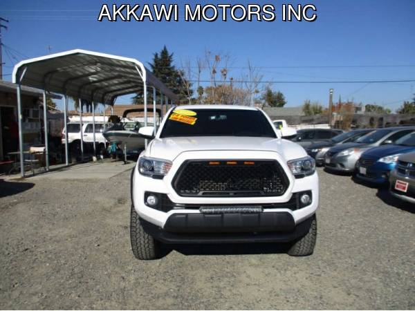 2017 Toyota Tacoma SR5 Double Cab 6' Bed V6 4x4 AT - cars & trucks -... for sale in Modesto, CA – photo 2
