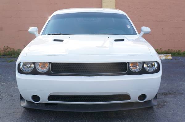 2013 DODGE CHALLENGER SXT WE FINANCE EVERYONE ANA CALL NOW for sale in Miami, FL – photo 2