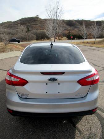 2013 Ford Focus 4dr Sdn SE - - by dealer - vehicle for sale in Castle Rock, CO – photo 6