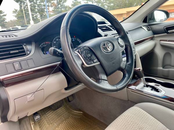 2012 Toyota Camry XLE Sunroof Cloth Local Clean Title Low Miles -... for sale in Wausau, WI – photo 13
