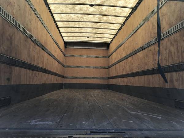 2011 Freightliner M2 106 - 24ft Box Truck w/Lift Gate for 31,500 -... for sale in Los Angeles, CA – photo 6