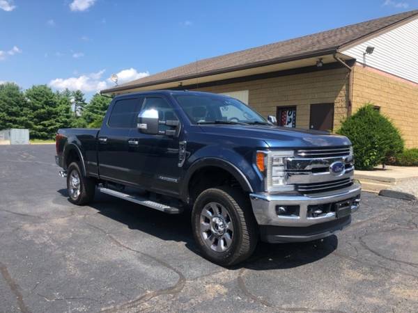 2017 Ford Super Duty F-350 SRW Lariat 4WD Crew Cab 6.7 power stroke... for sale in Kingston, NH – photo 4