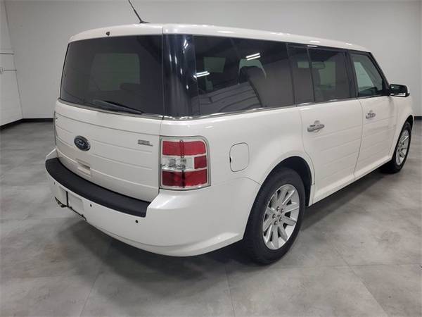 2011 Ford Flex SEL with - - by dealer - vehicle for sale in Wapakoneta, OH – photo 5