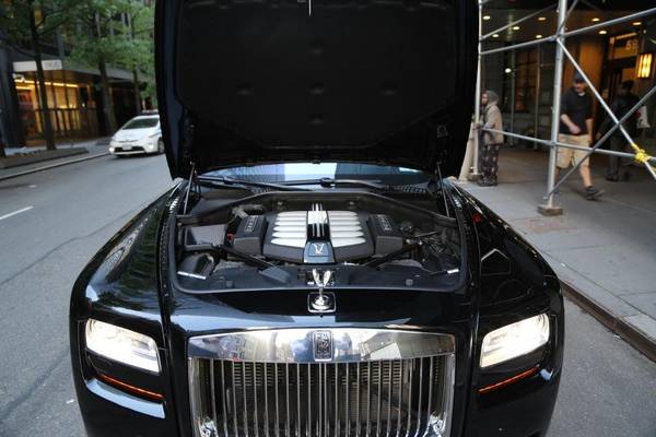 2011 Rolls-Royce Ghost/ No Issue/ Well Maintained - cars & trucks -... for sale in NEW YORK, NY – photo 14