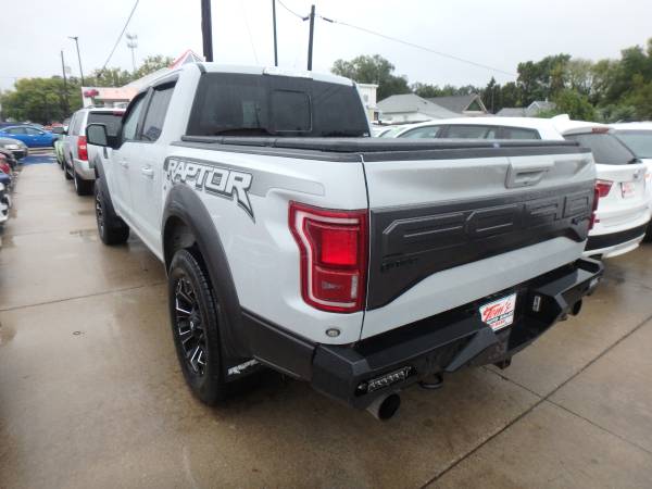 2017 Ford F-150 Raptor Avalanche Gray for sale in Des Moines, IA – photo 5