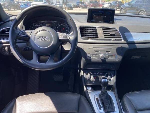 2018 Audi Q3 SUV - - by dealer - vehicle automotive sale for sale in Patchogue, NY – photo 10