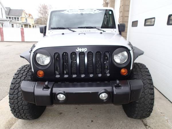 2012 Jeep Wrangler Unlimited 6 cyl, auto, lifted, New 35's - cars &... for sale in Chicopee, NY – photo 8