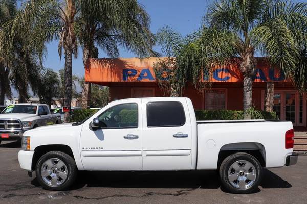 2011 Chevrolet Chevy Silverado 1500 LT Crew Cab Short Bed Truck #27365 for sale in Fontana, CA – photo 4