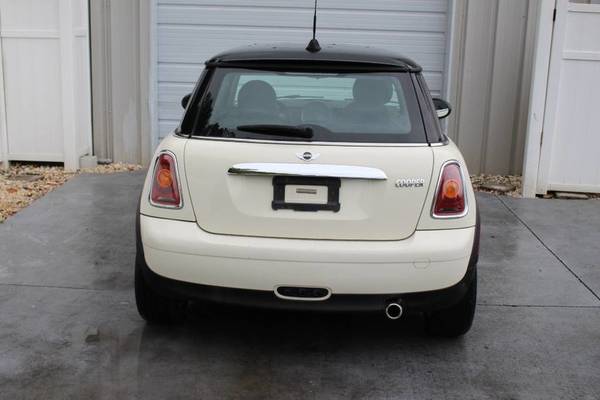 2010 MINI Cooper Hardtop 2 door Automatic 37 mpg - cars & trucks -... for sale in Knoxville, TN – photo 6