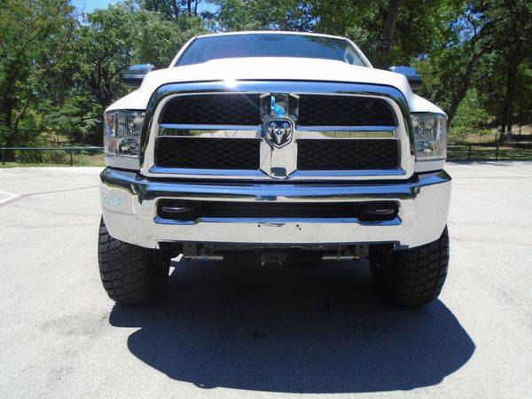 2013 RAM 2500 ST RUNS DRIVES GREAT SUPER CLEAN for sale in Lake Worth, TX – photo 2