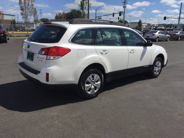 2013 Subaru Outback 4dr AWD Auto 2.5i 1 Owner Super Clean for sale in Longview, WA – photo 2