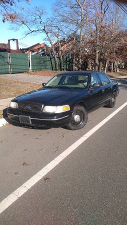 2007 Ford Crown Victoria Under Cover Police Package for sale in Medford, NY – photo 3
