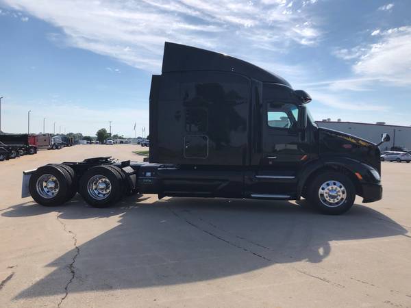 ◄◄◄ 2018 Peterbilt 579 Sleeper Semi Trucks w/ WARRANTY! ►►► - cars &... for sale in Bakersfield, CA – photo 9