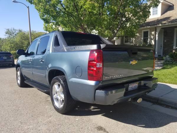 2010 Chevy Avalanche LTZ 4WD 59K Miles for sale in Stevenson Ranch, CA – photo 4