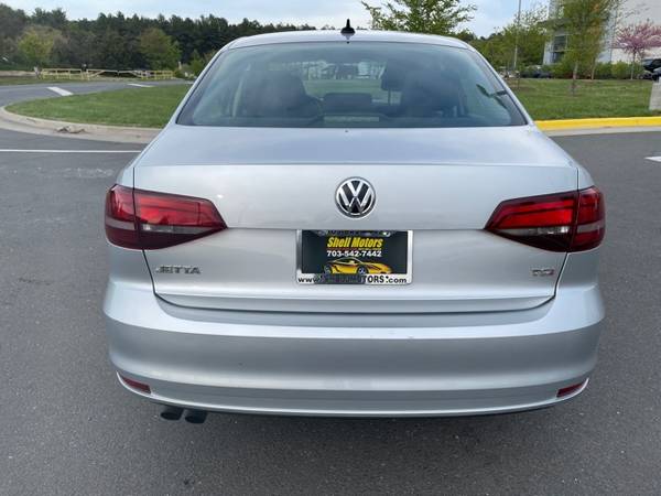 2016 Volkswagen Jetta - - by dealer - vehicle for sale in CHANTILLY, District Of Columbia – photo 5