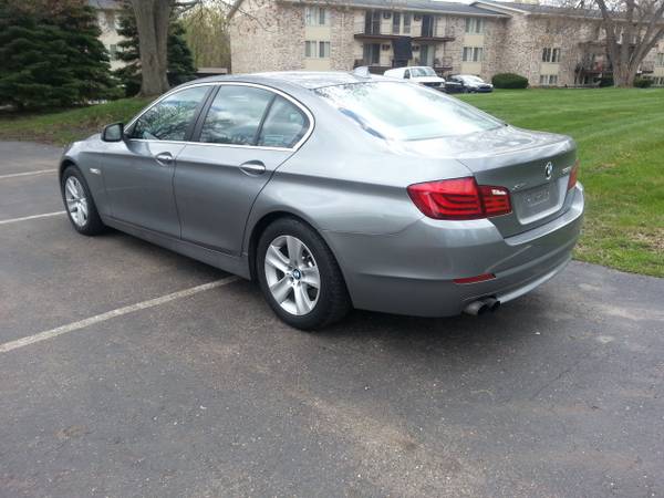 2013 BMW 528i xDrive Sedan AWD GREAT ON GAS Lthr Moon Only for sale in Lansing, MI – photo 9