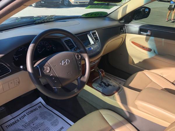 2013 Hyundai Genesis 3 8L - - by dealer - vehicle for sale in Broken Arrow, OK – photo 10