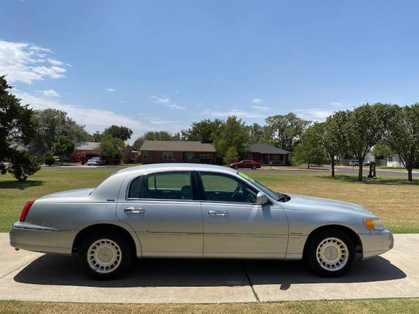 >>> $500 DOWN *** 2000 LINCOLN TOWN CAR EXECUTIVE *** EASY APPROVAL... for sale in Lubbock, TX – photo 5