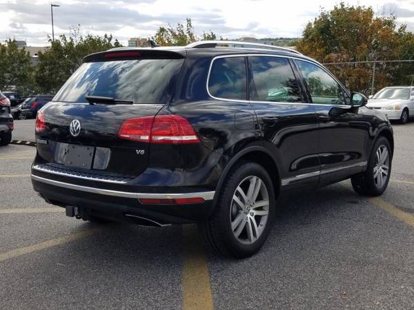 2016 Volkswagen Touareg Lux AWD All Wheel Drive SKU:GD010022 for sale in Cockeysville, MD – photo 6