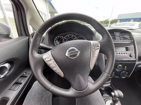 2015 Nissan Versa Note SV hatchback Gray - - by dealer for sale in Goldsboro, NC – photo 15