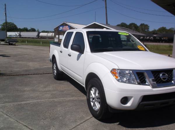 2014 Nissan Frontier SV Crew Cab 2WD - - by dealer for sale in Picayune, MS – photo 3