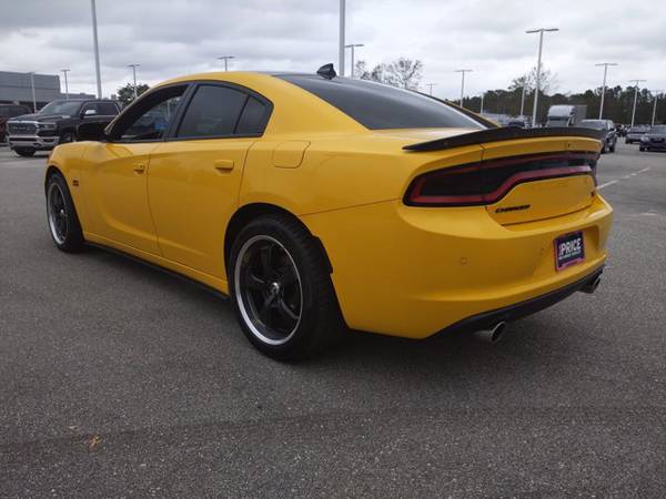 2017 Dodge Charger R/T SKU:HH579212 Sedan - cars & trucks - by... for sale in Mobile, AL – photo 9